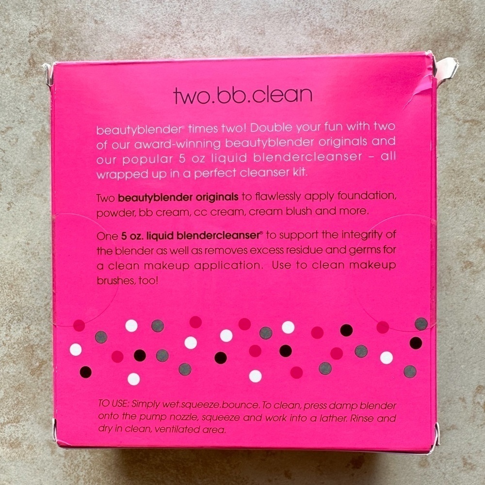 Beautyblender Sponge‎ and Cleaner Set - Picture 3 of 3